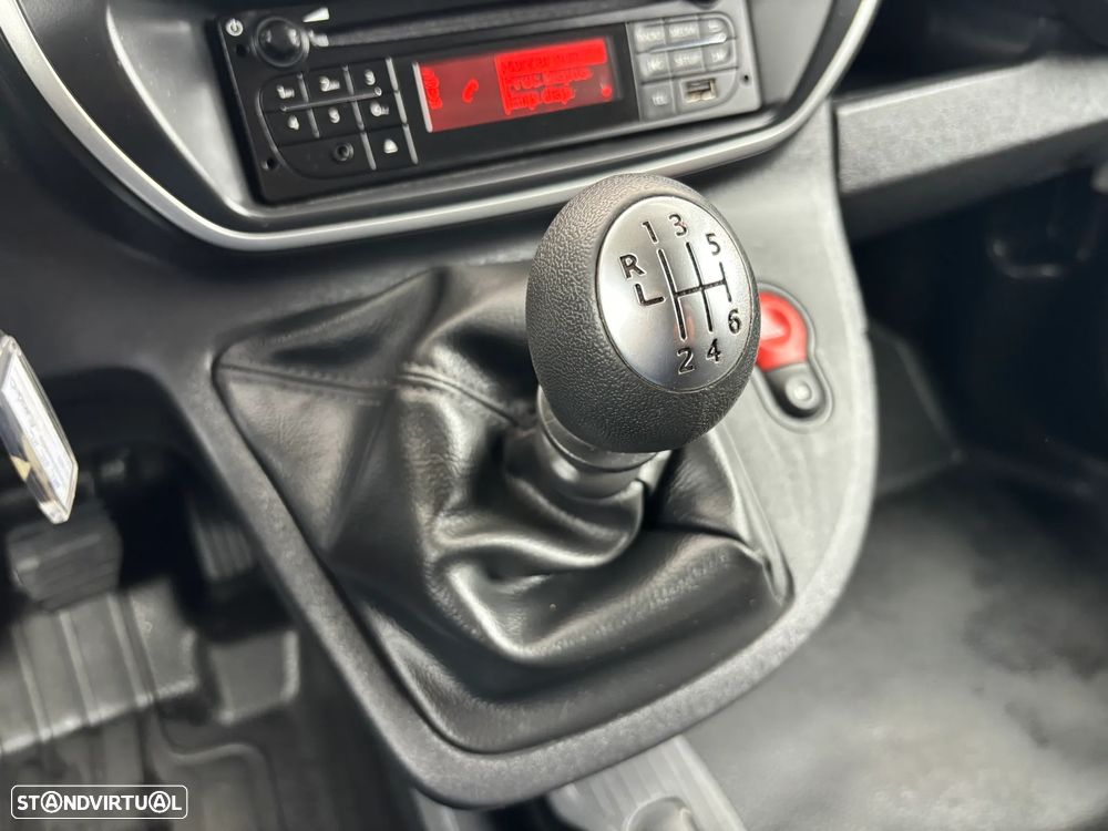 Renault Kangoo MAXI - 26