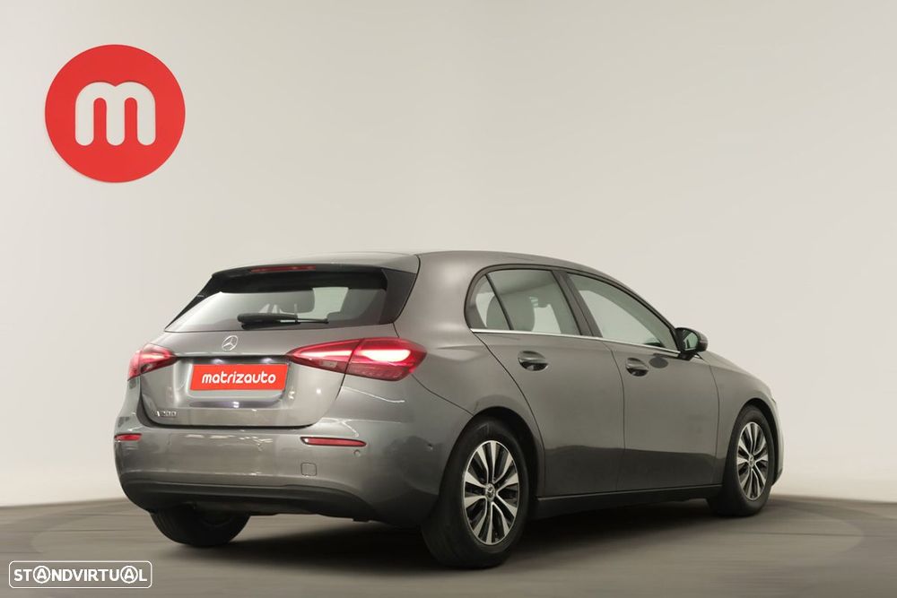 Mercedes-Benz A 200 Standard - 4