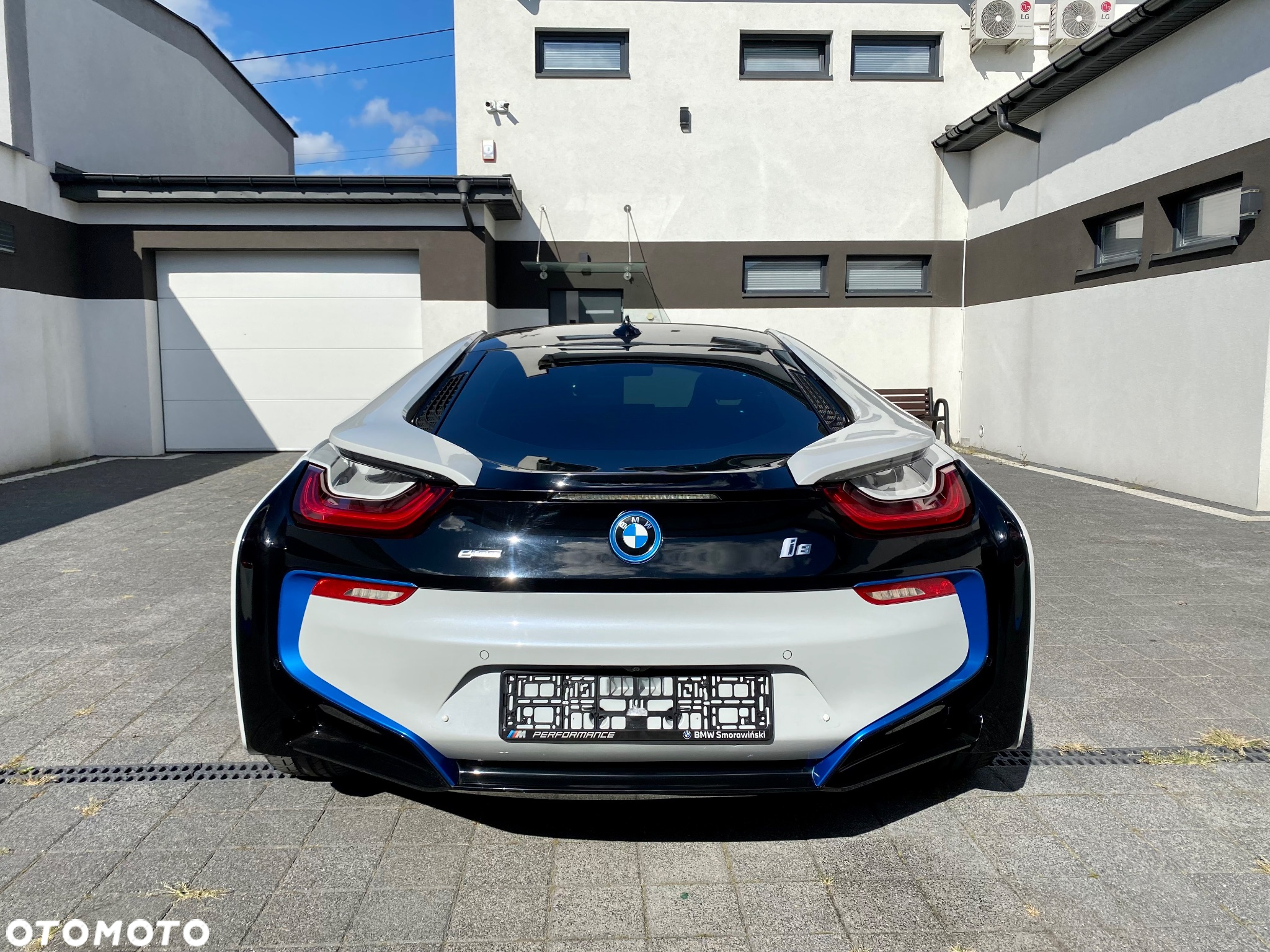 BMW i8 Standard - 11