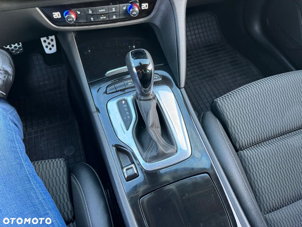 Opel Insignia 2.0 CDTI automatik Business Innovation - 18