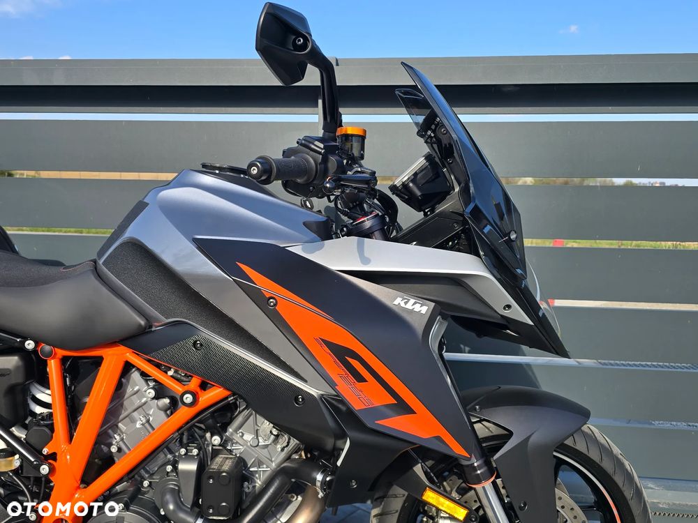 KTM Super Duke - 25