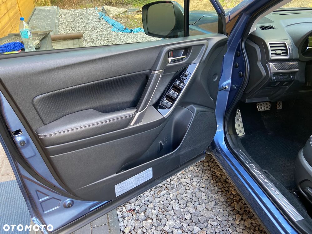 Subaru Forester 2.0 i Exclusive (EyeSight) Lineartronic - 16
