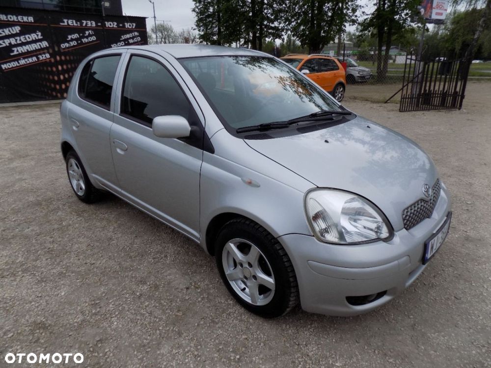 Toyota Yaris - 2