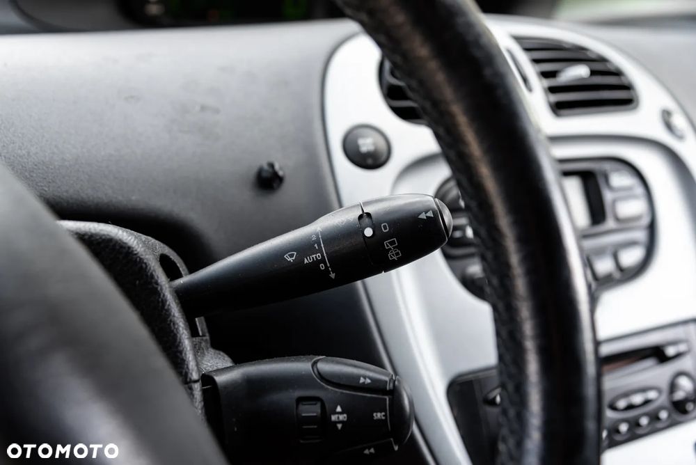 Citroën Xsara 1.6i Prestige Plus - 30