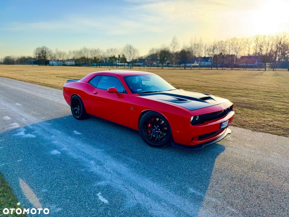 Dodge Challenger - 3