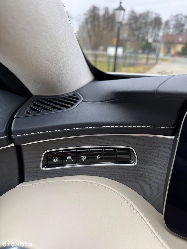 Mercedes-Benz Klasa S 560 4Matic 9G-TRONIC - 18