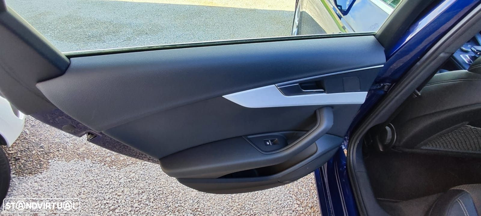 Audi A4 40 TDI quattro S line S tronic - 12