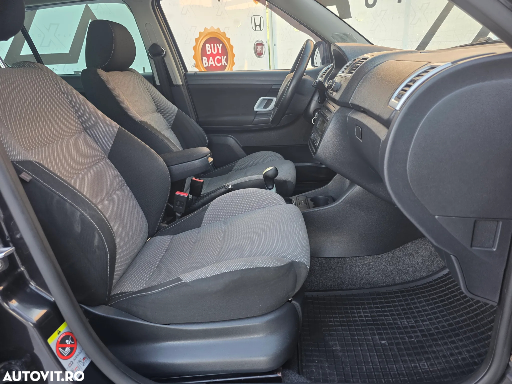 Skoda Fabia 1.2 HTP Ambiente - 8