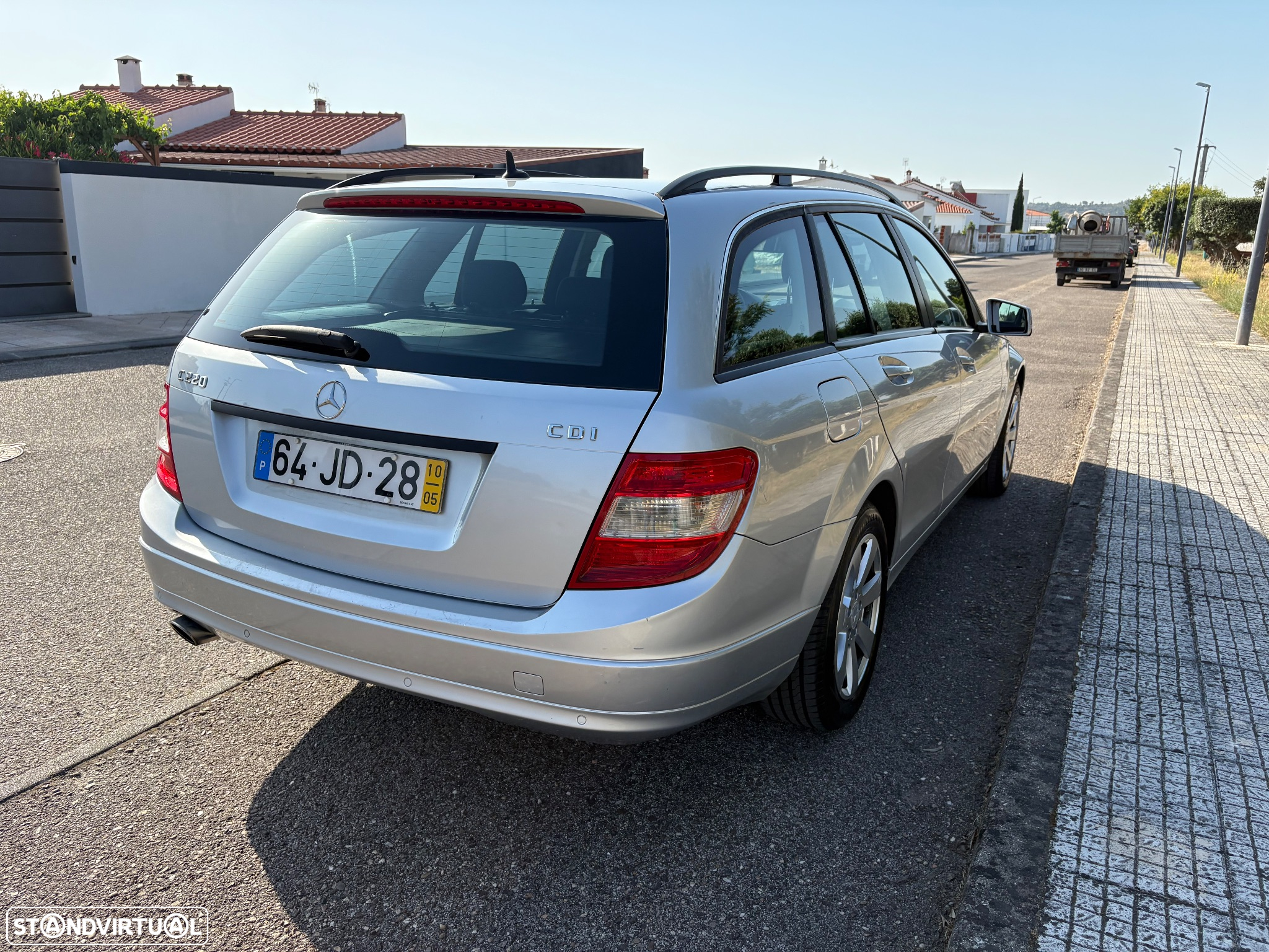 Mercedes-Benz 220 - 9