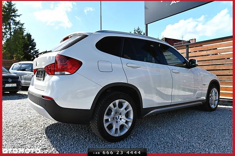BMW X1 sDrive18d xLine - 12