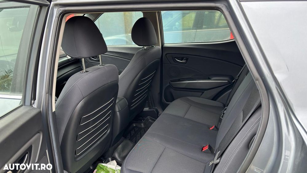 SsangYong Tivoli 1.5 T-GDi 2WD Automatik Sapphire - 2