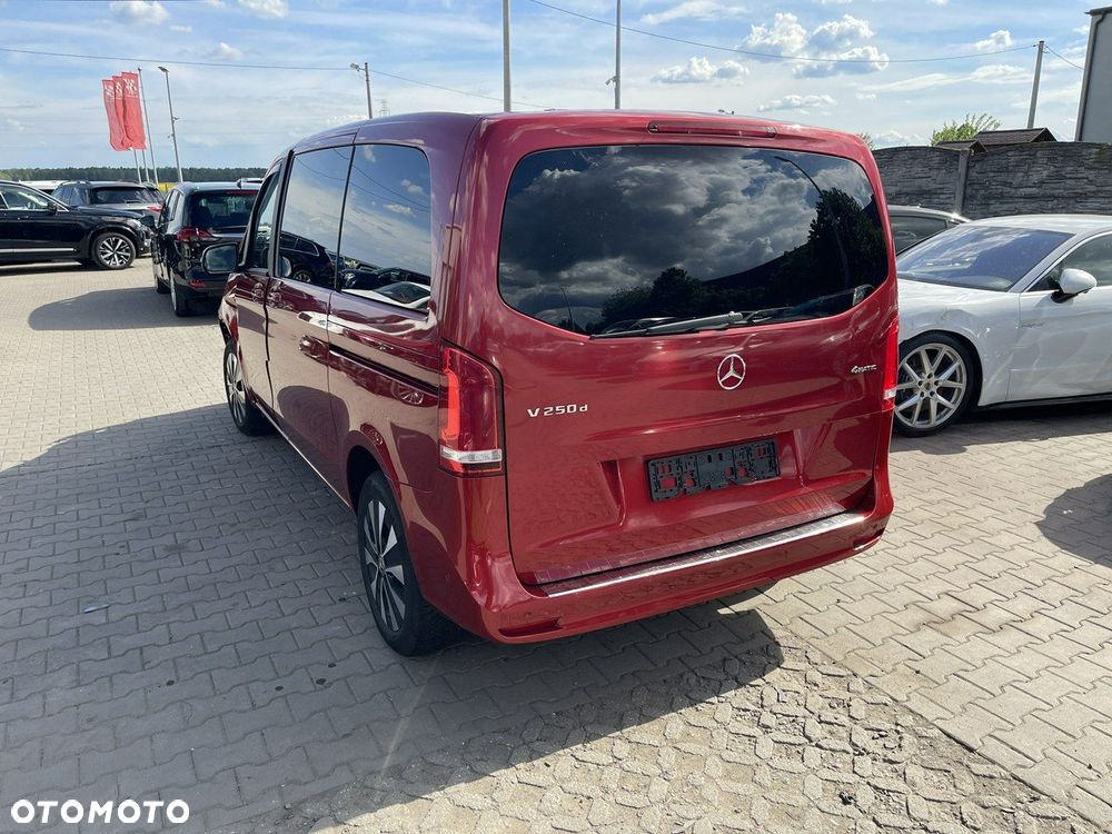Mercedes-Benz Klasa V 250 d kompakt 4Matic 9G-TRONIC Avantgarde - 5