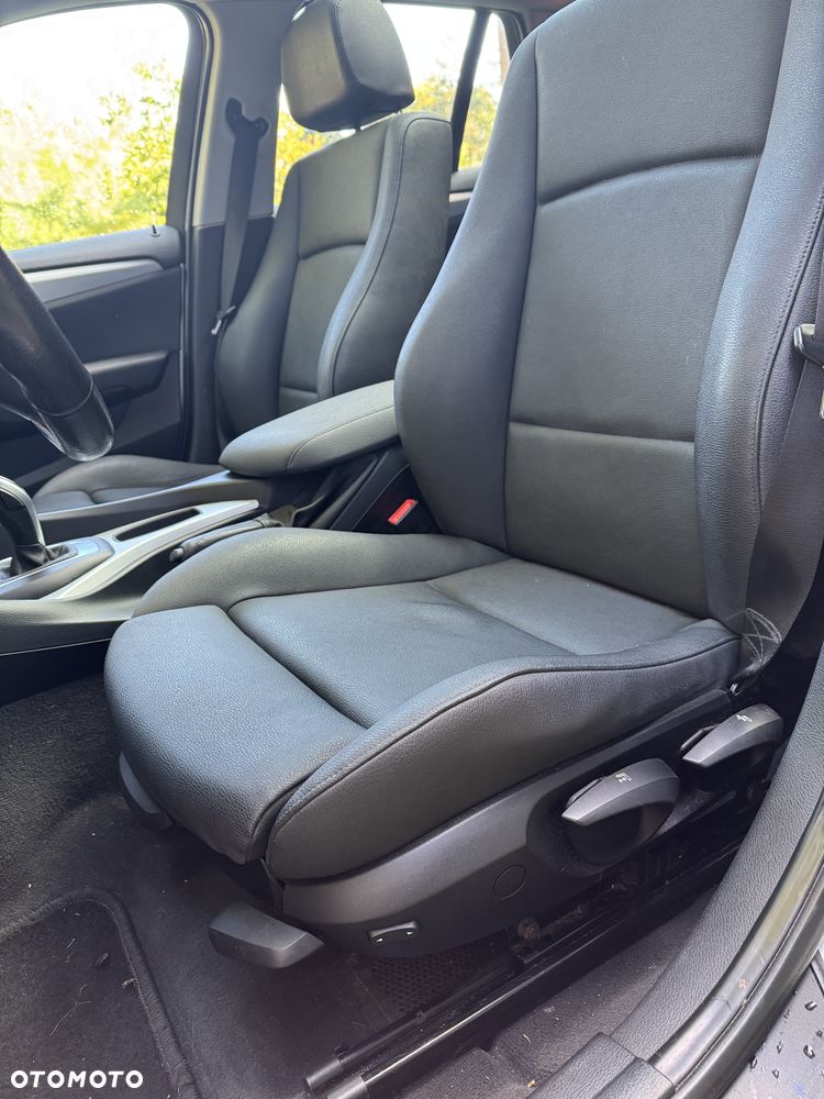 BMW X1 xDrive28i Sport Line - 12
