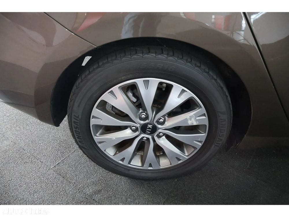 Kia Ceed - 21