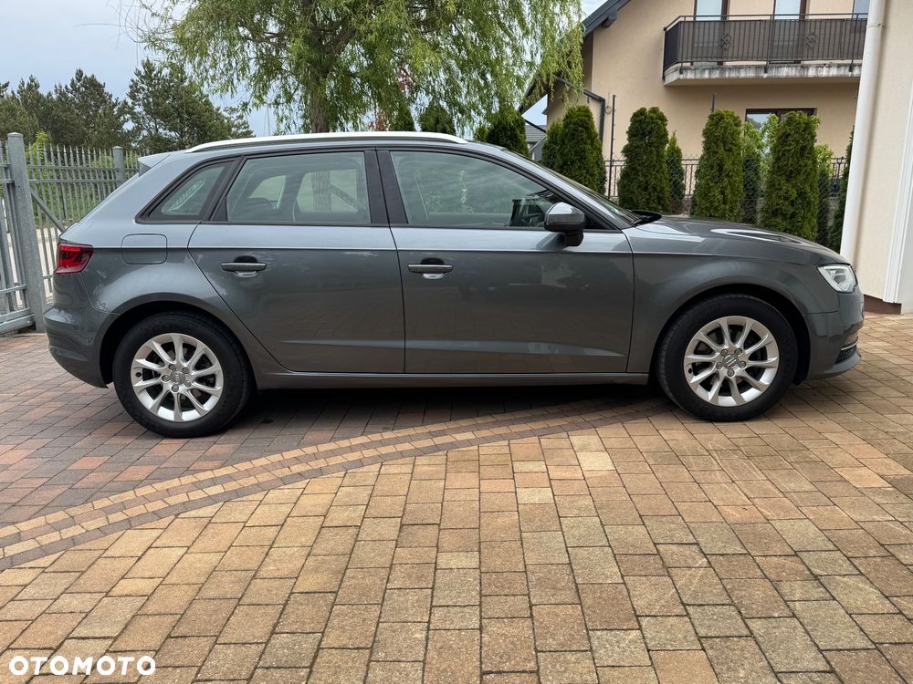 Audi A3 Sportback 2.0 TDI Quattro Attraction - 4