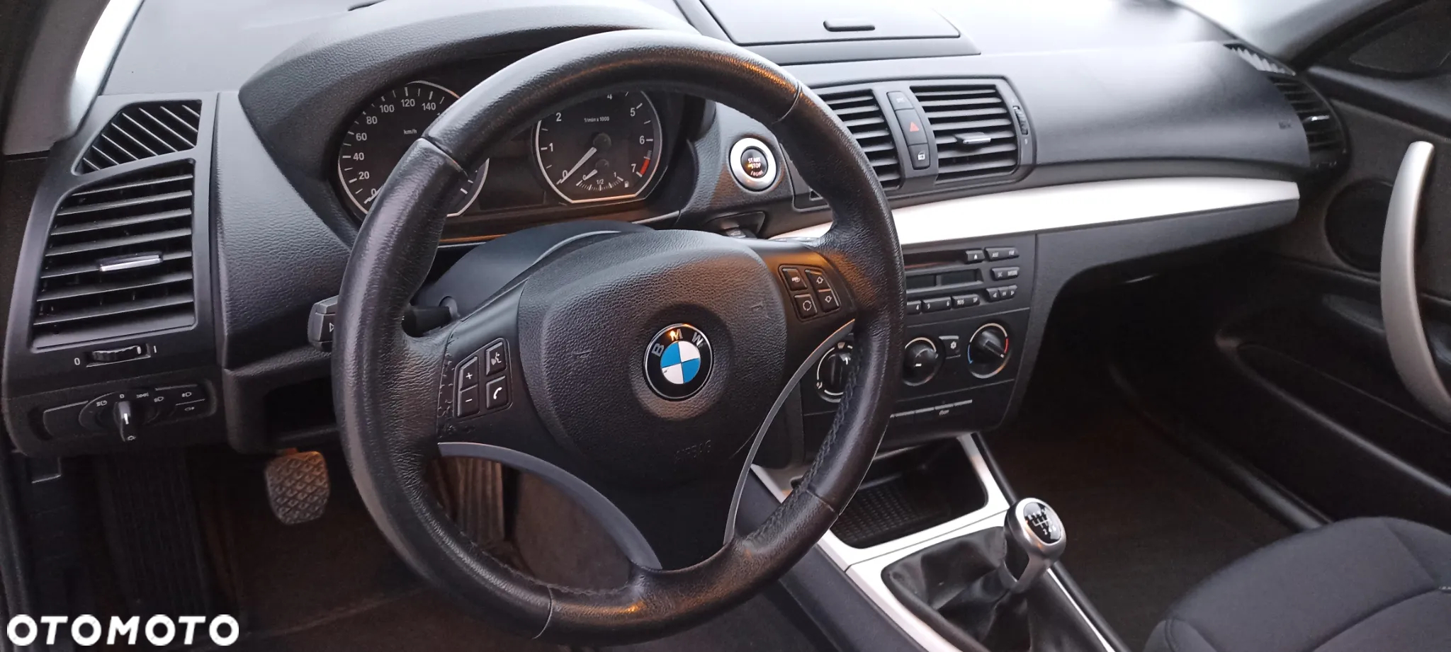 BMW Seria 1 116i - 21