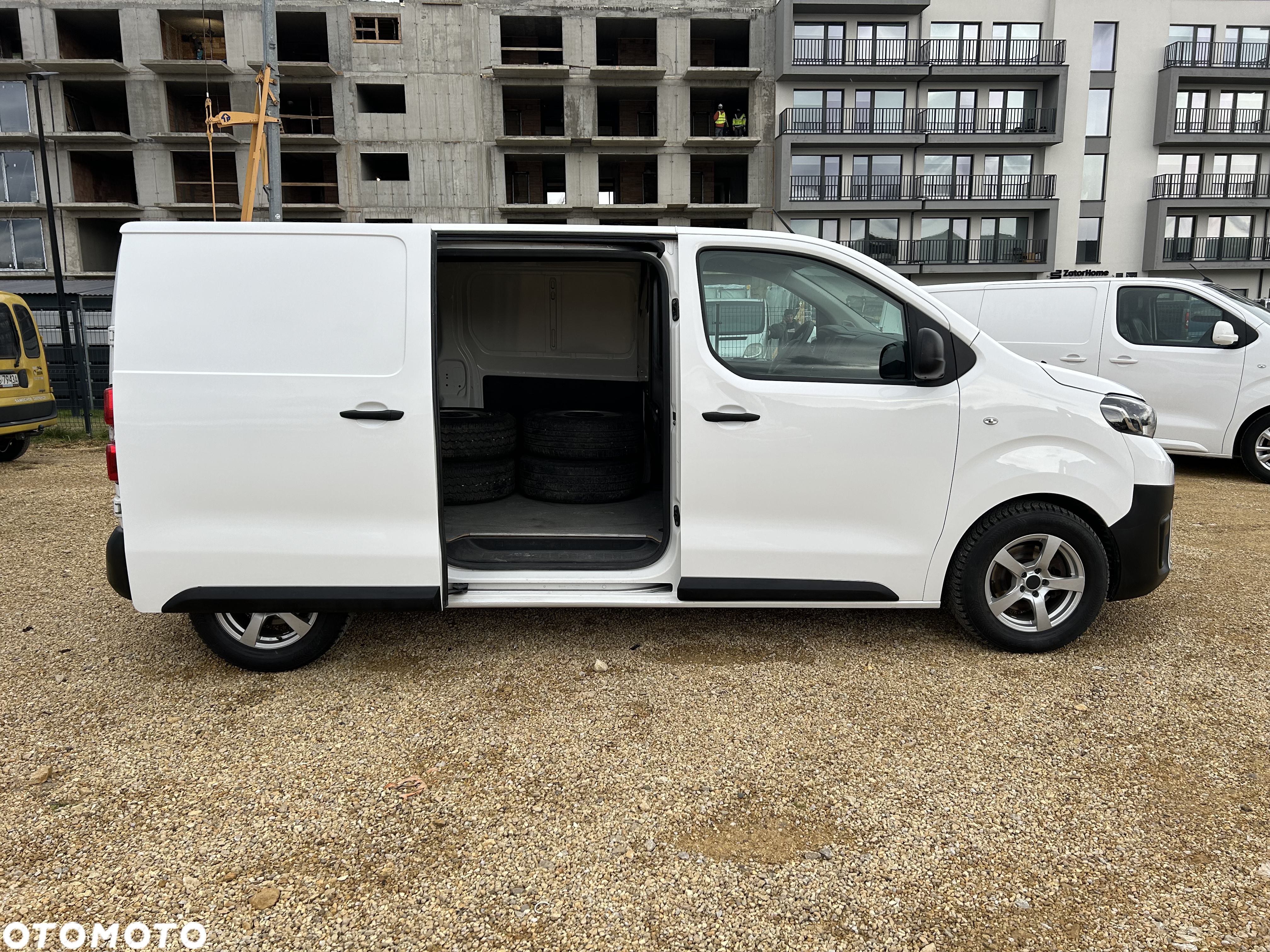 Toyota PROACE - 13