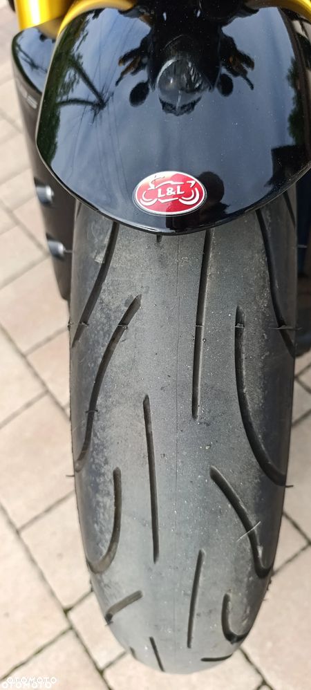 Yamaha FZ8 - 17