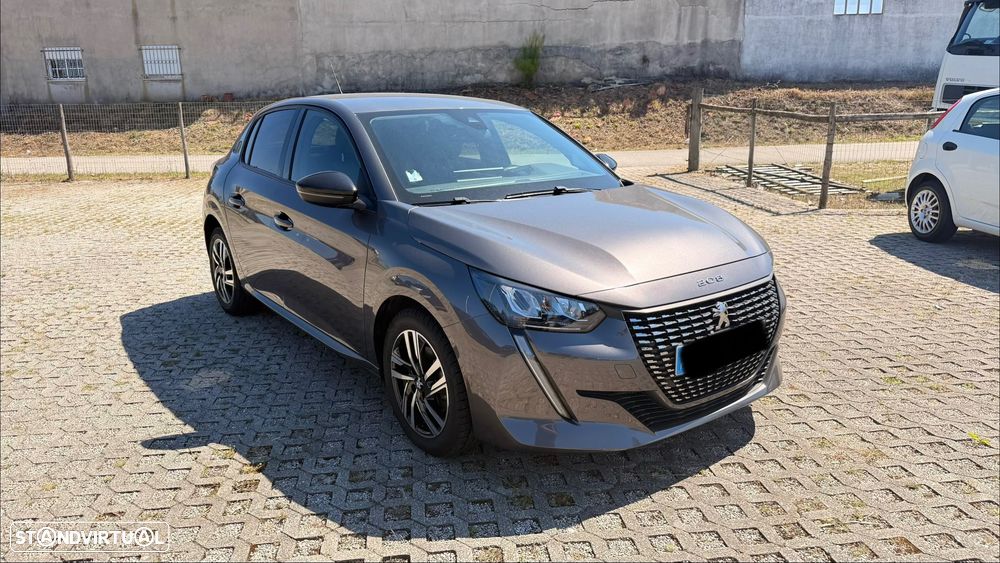 Peugeot 208 - 3