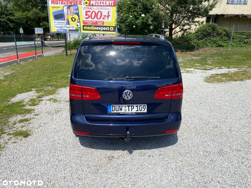 Volkswagen Touran 2.0 TDI DPF BlueMotion Technology Cup - 9