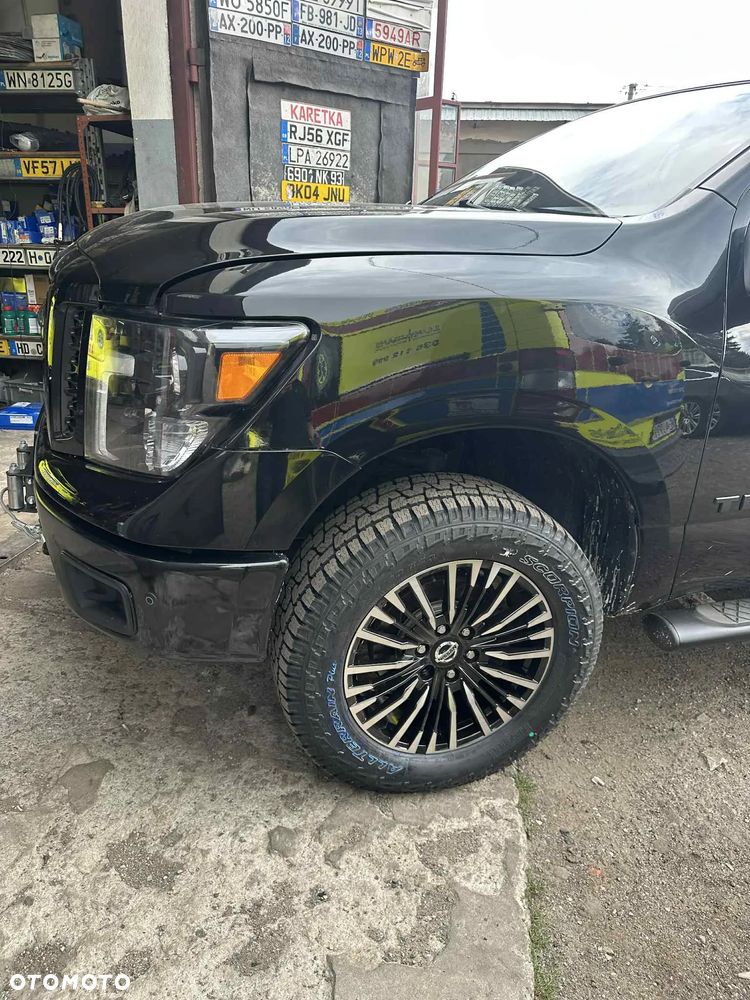 Felgi 20 Nissan Titan Nowe 20 x 8J et 35 - 14