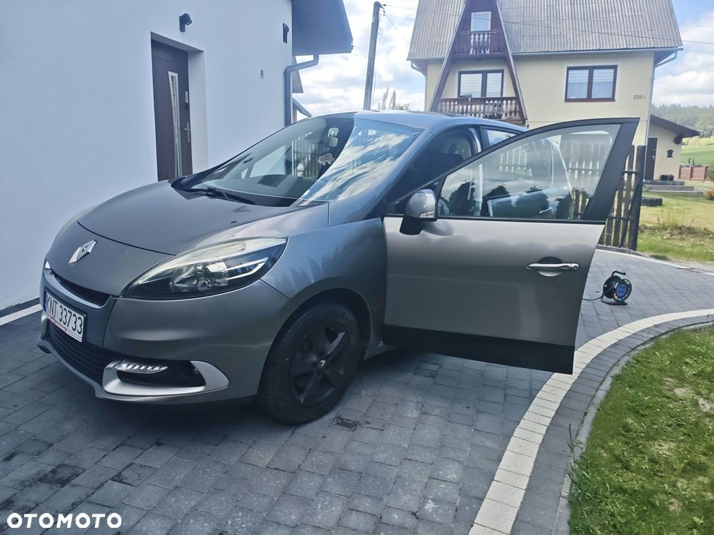 Renault Scenic 1.6 16V TomTom Edition - 1