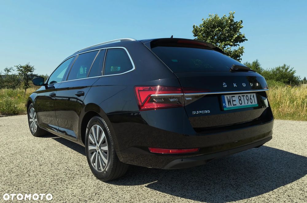 Skoda Superb 2.0 TDI SCR Style DSG - 6