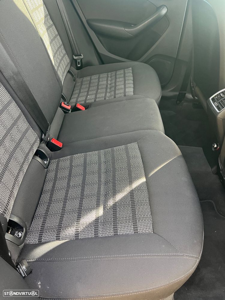 Audi Q3 2.0 TDI S-line - 19