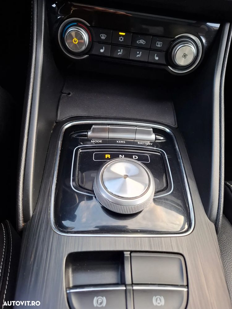 MG ZS EV Standard Luxury - 31