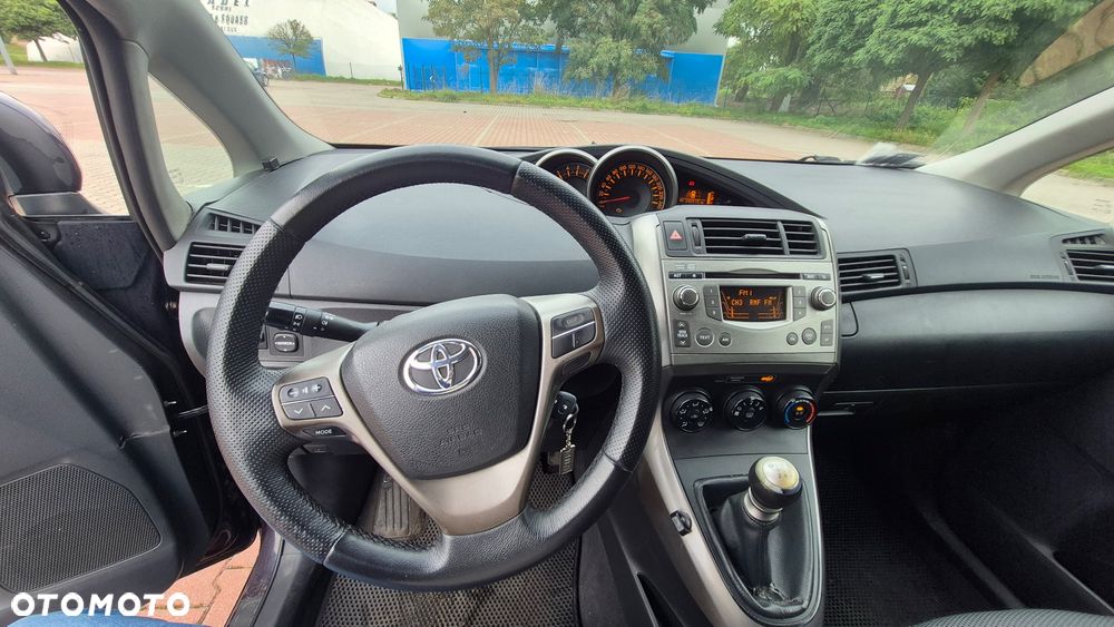 Toyota Verso 2.0 D-4D - 15