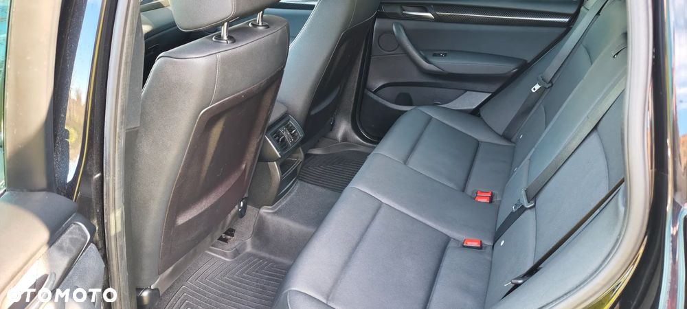 BMW X3 xDrive28i Sport-Aut - 17