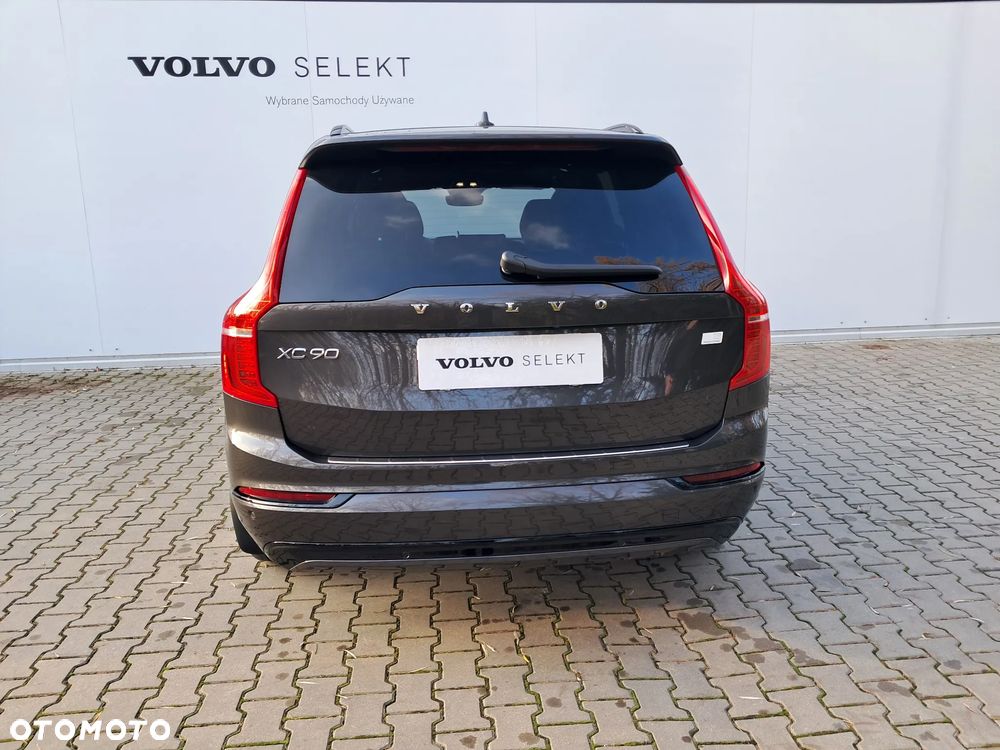 Volvo XC 90 T8 AWD Plug-In Hybrid Ultimate Dark 7os - 6