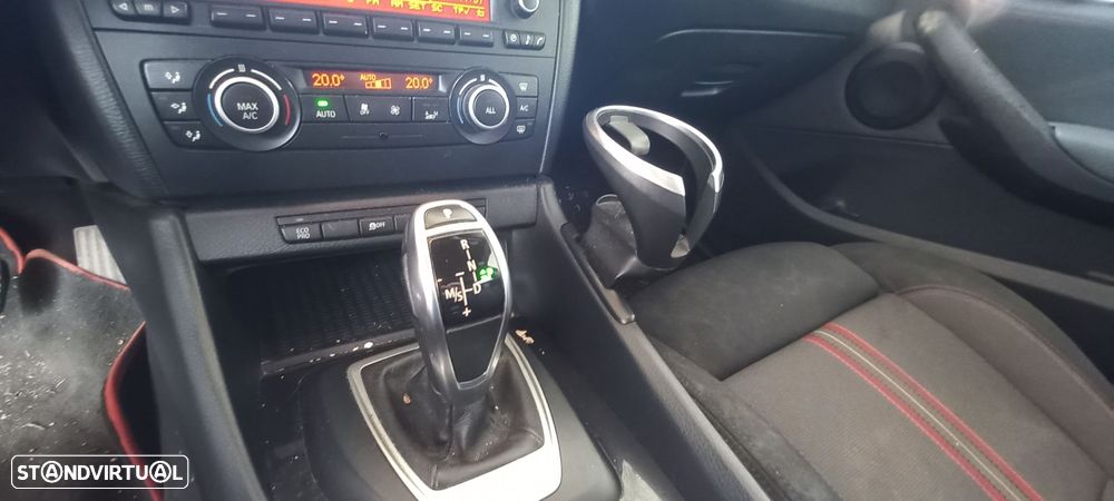 BMW X1 18 d xDrive - 8