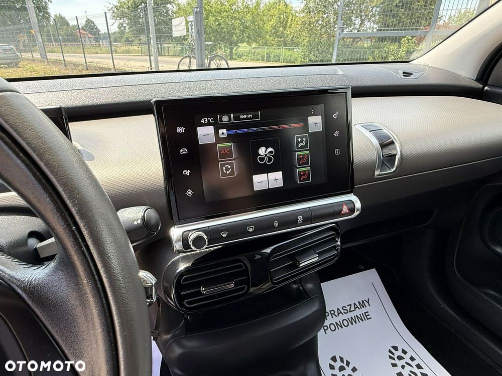 Citroën C4 Cactus - 23