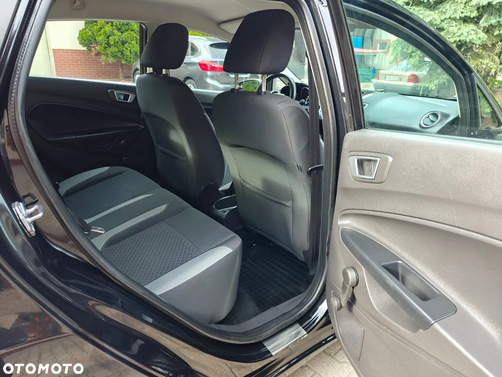 Ford Fiesta 1.0 Ambiente - 16