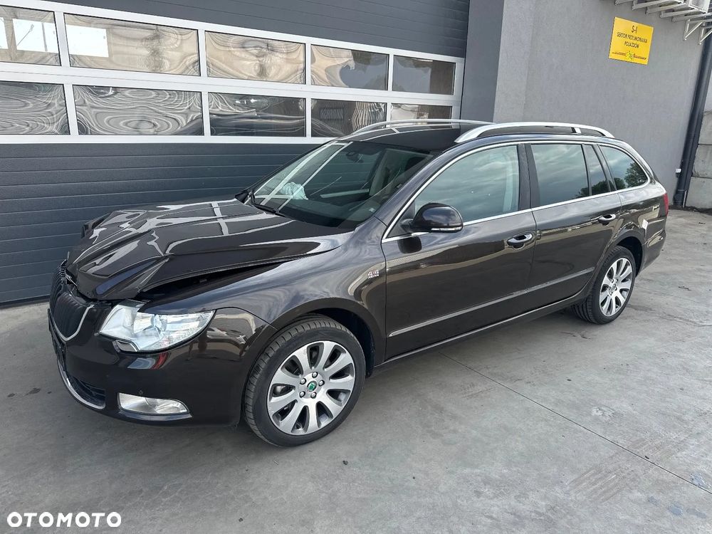 Skoda Superb 2.0 TDI 4x4 Ambition DSG - 2
