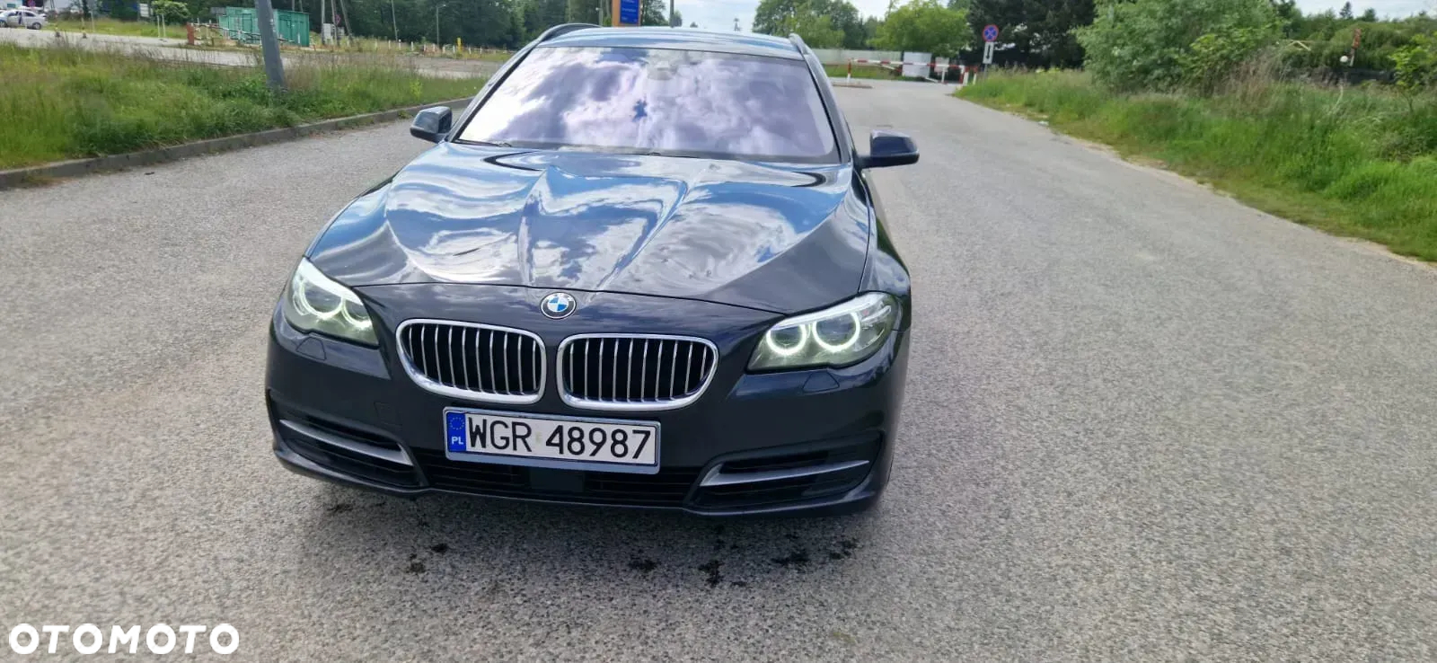 BMW Seria 5 525d xDrive Touring - 2