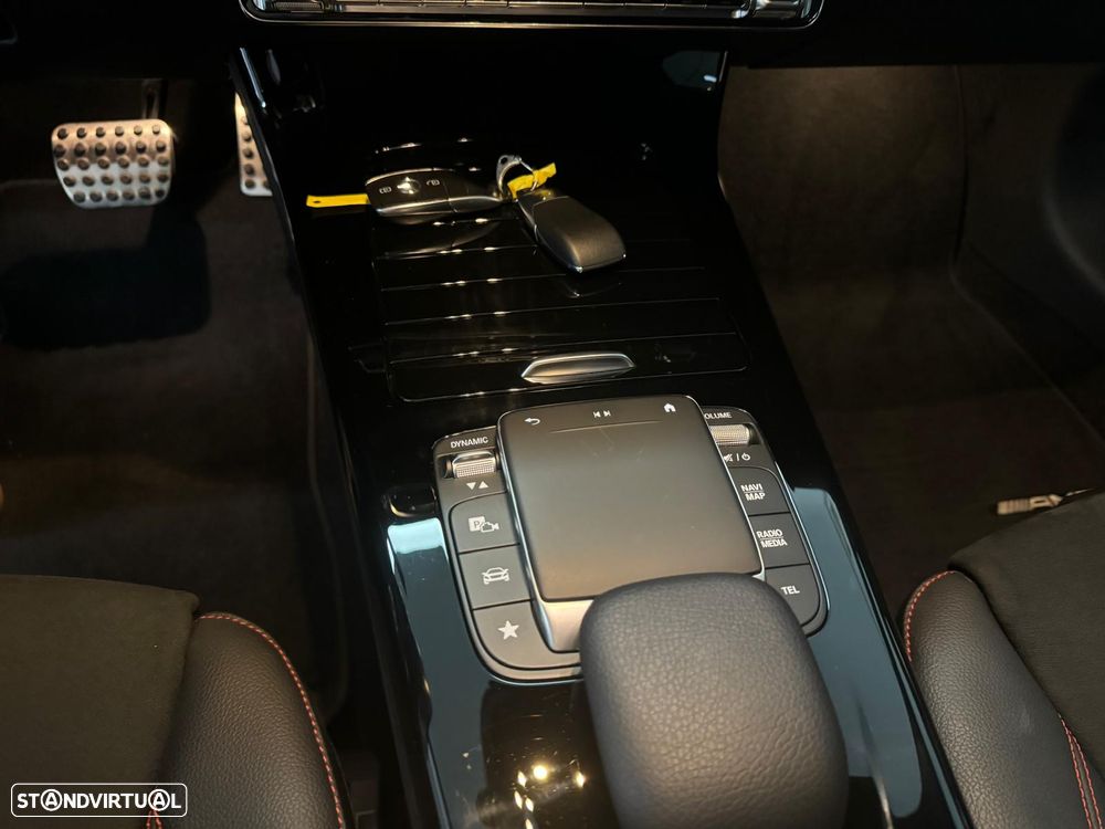 Mercedes-Benz A 180 d AMG Line Aut. - 12