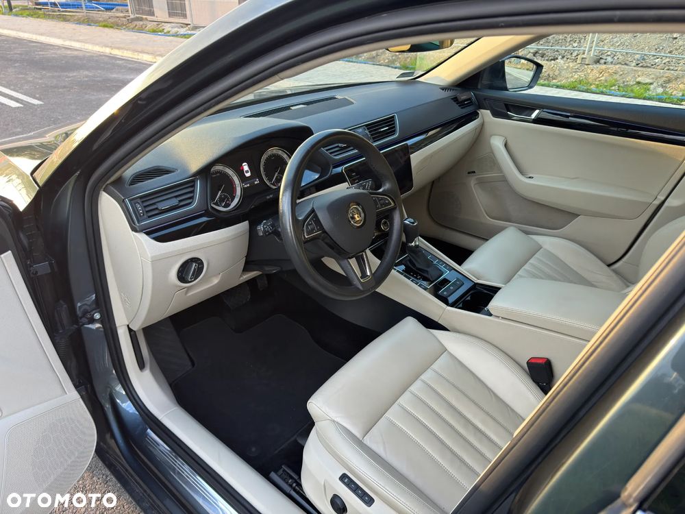 Skoda Superb 1.8 TSI L&K DSG - 5