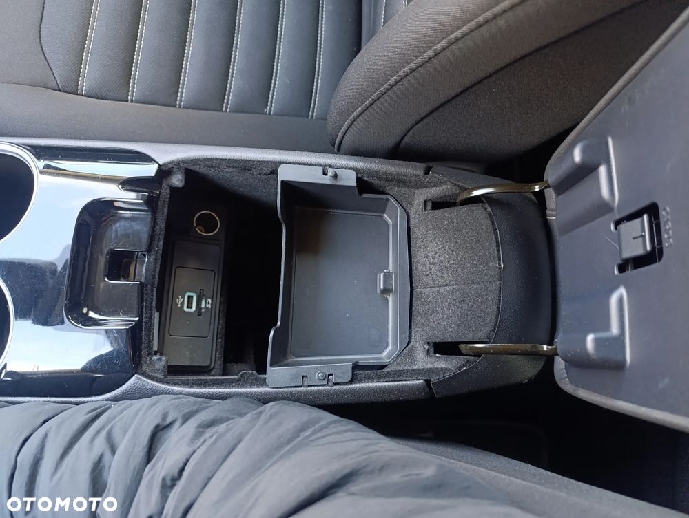 Ford Mondeo 1.5 EcoBoost STart-Stopp Trend - 34