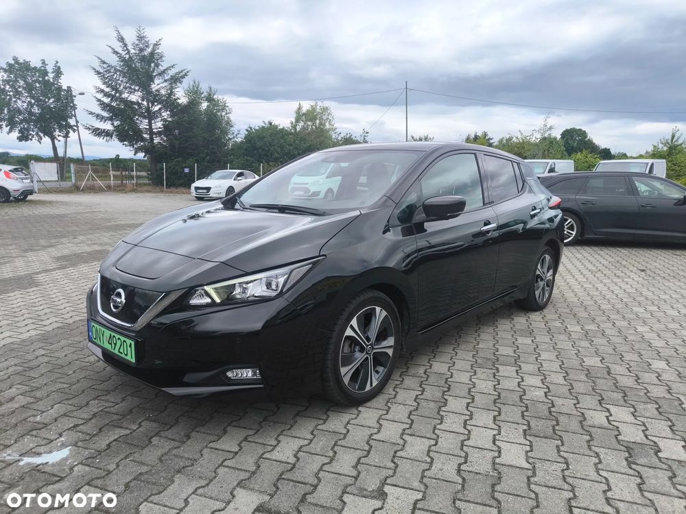 Nissan Leaf - 1