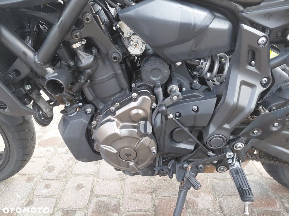 Yamaha MT - 19