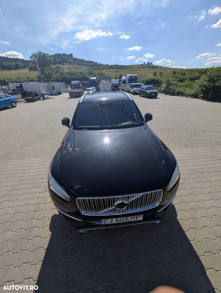 Volvo XC 90 D5 AWD Geartronic RDesign - 5