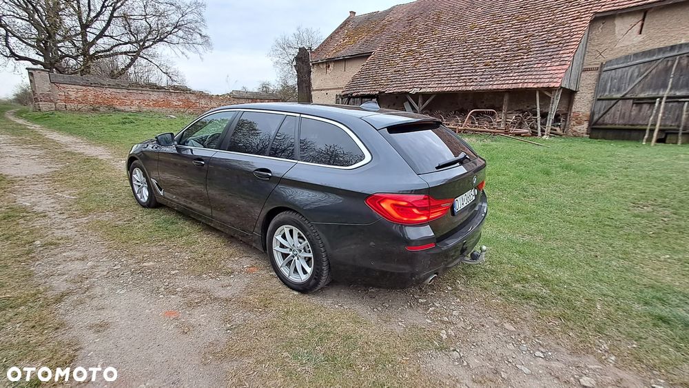 BMW Seria 5 520d M Sport Edition - 7