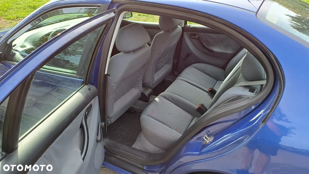 Seat Toledo 1.6 Stella - 11