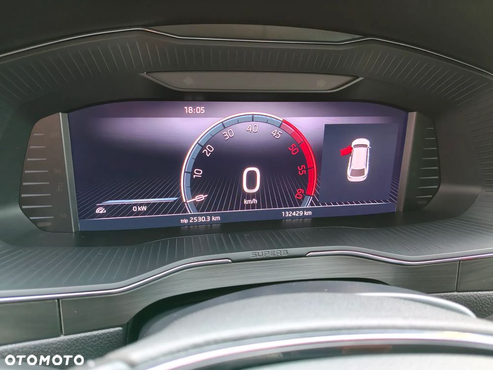 Skoda Superb 2.0 TDI SCR 4x4 Style DSG - 14