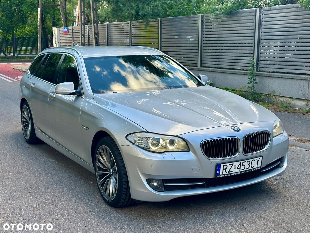BMW Seria 5 520i - 6