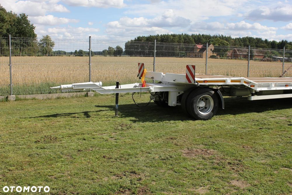 Goldhofer Przyczepa niskopodwoziowa  najazdy hydrauliczne na poduszce odnowiona - 12