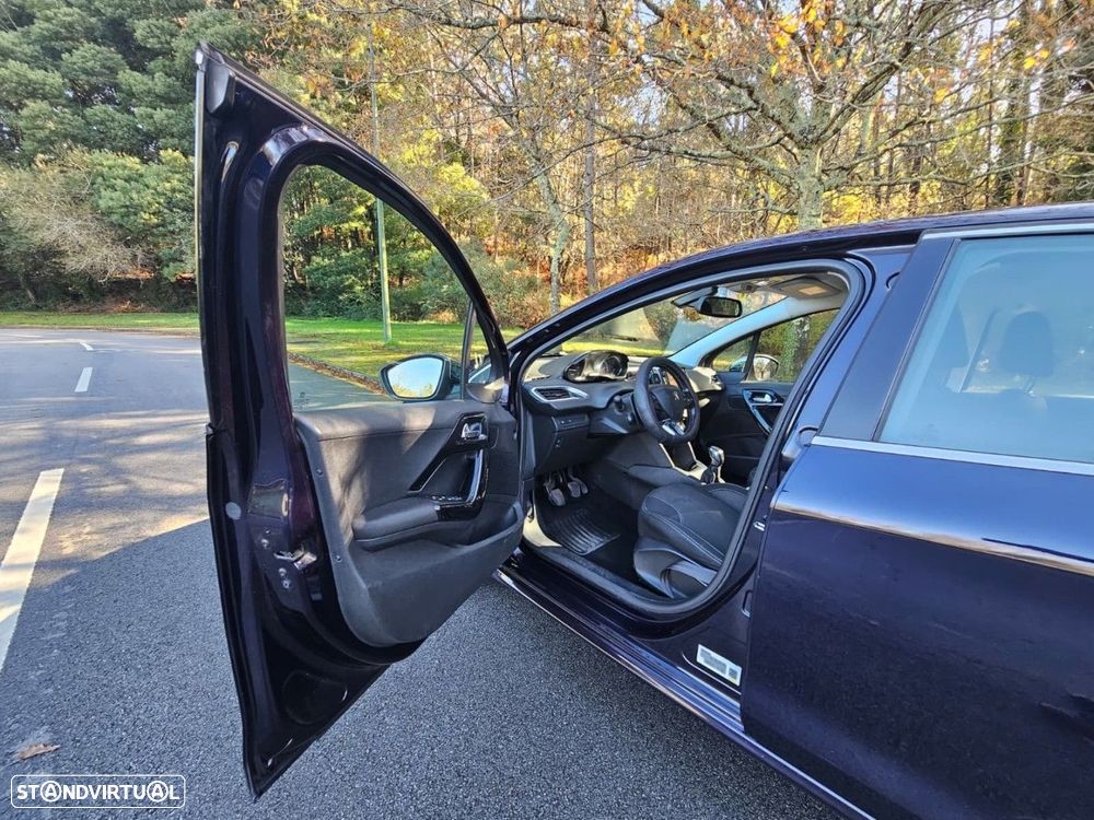 Peugeot 208 1.6 BlueHDi Allure - 5