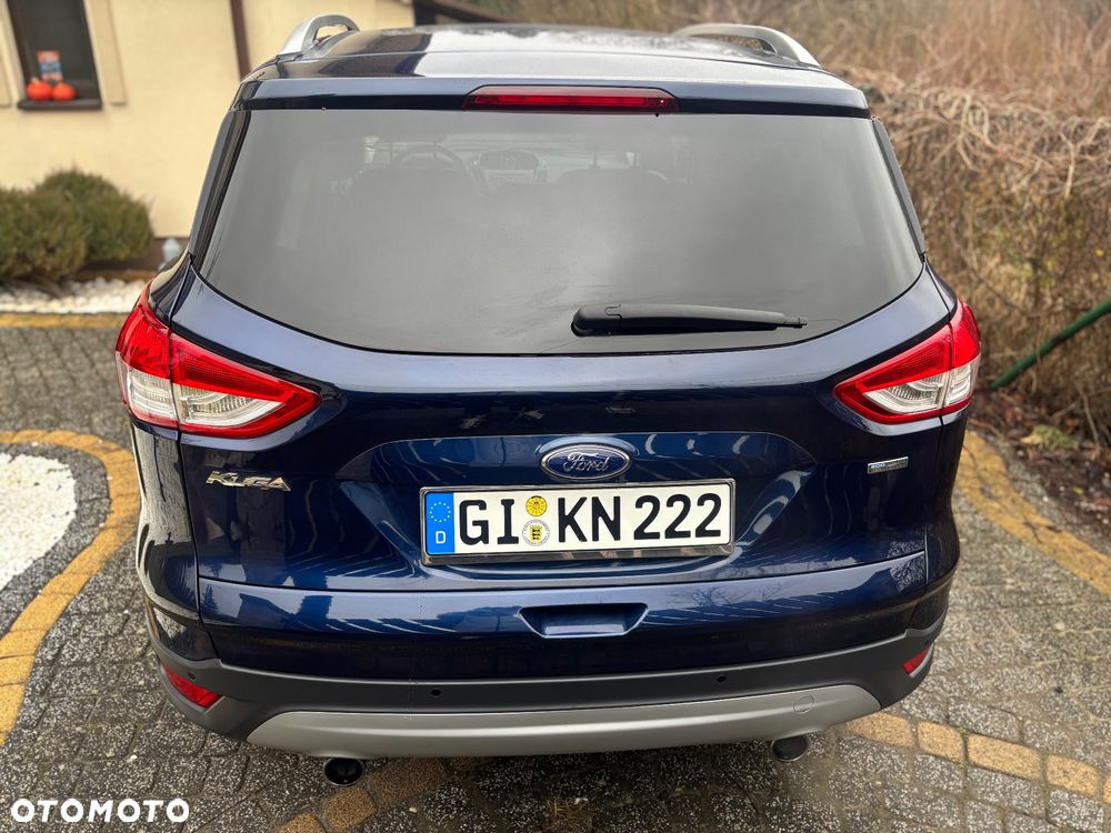 Ford Kuga 1.6 EcoBoost 2x4 Titanium - 5